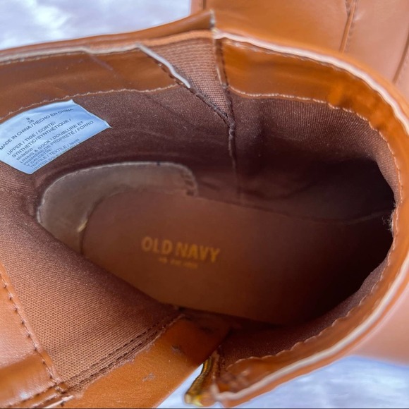 Old Navy Tan Ankle Boots - Picture 4 of 8